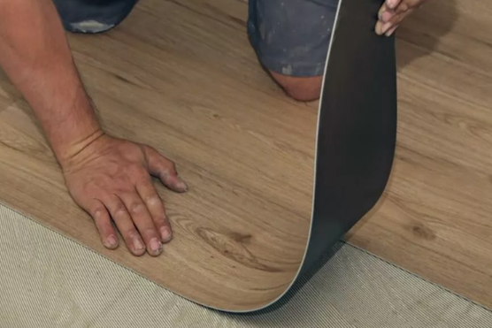 Piso PVC Autoadhesivo 1,5mm SY-05 Cedro Rojo