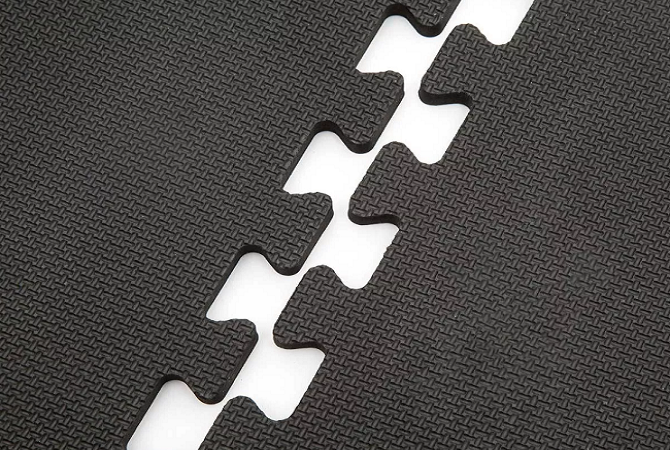 Pack  x 4 Piso Tatami Goma Eva Premium 1mt X 1mt X 3 Cm Ancho Negro - Gris