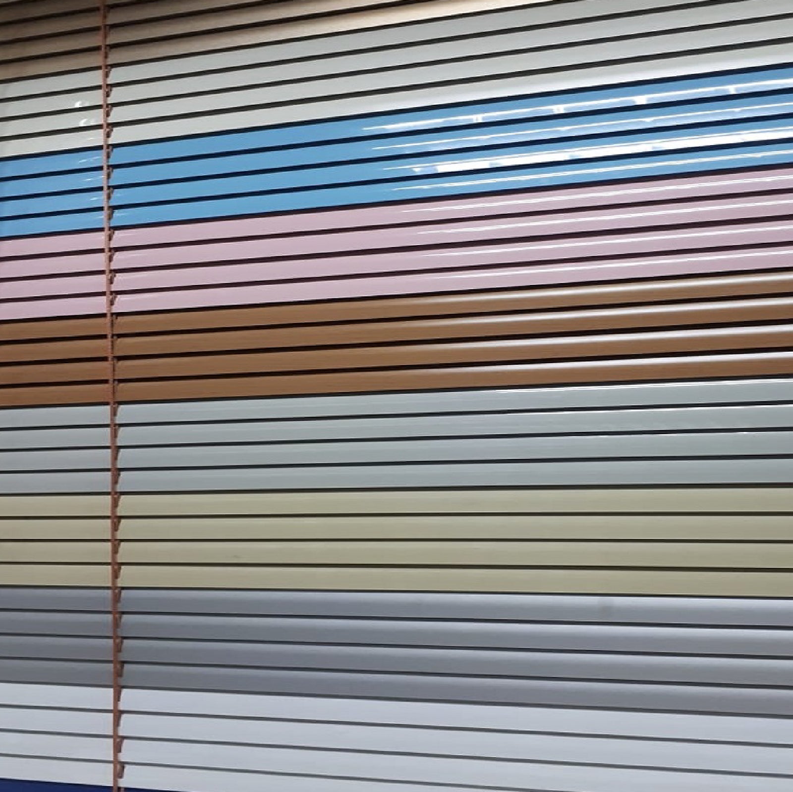 Persianas de Aluminio Prefabricadas - Variedad de Colores