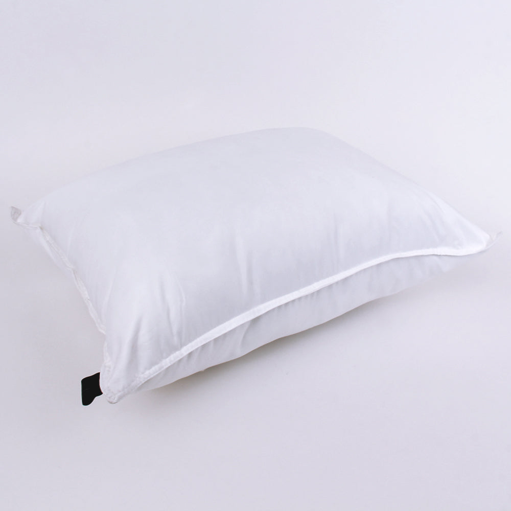 Almohada Etiqueta Blanca Microligth 50 x 70
